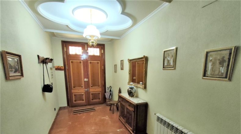Ciudad Real - Valdepeñas - 215m2