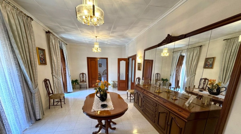 Ciudad Real - Valdepeñas - 262m2