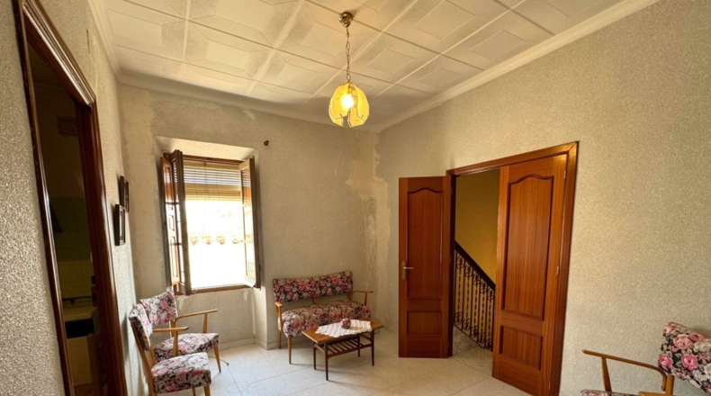 Ciudad Real - Valdepeñas - 262m2