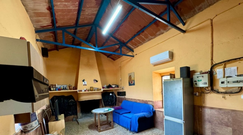 Ciudad Real - Valdepeñas - 6558m2