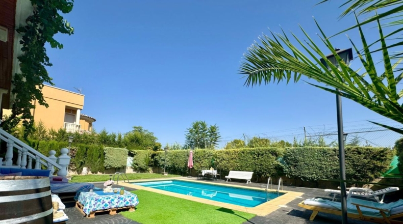 Ciudad Real - Valdepeñas - 680m2
