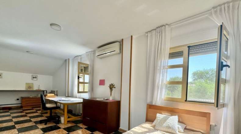Ciudad Real - Valdepeñas - 680m2