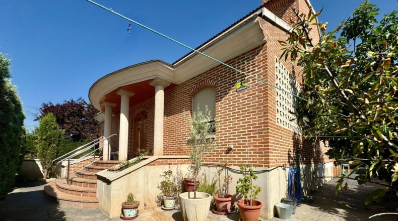 Ciudad Real - Valdepeñas - 680m2
