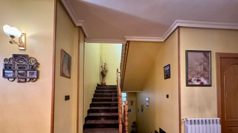 Ciudad Real - Valdepeñas - 680m2