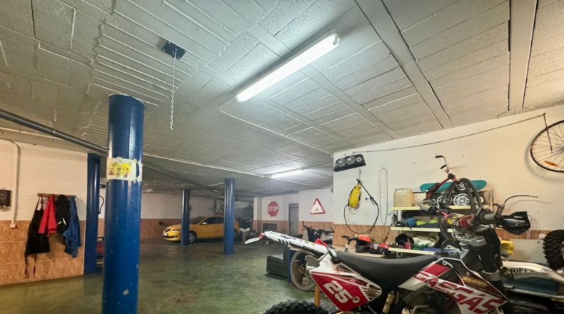 Ciudad Real - Valdepeñas - 680m2