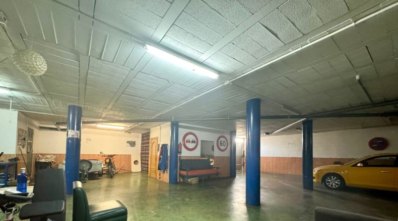 Ciudad Real - Valdepeñas - 680m2