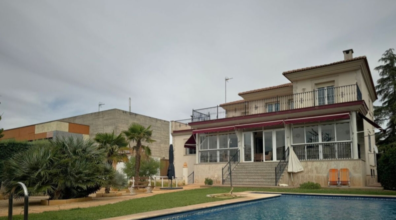 Ciudad Real - Valdepeñas - 464m2