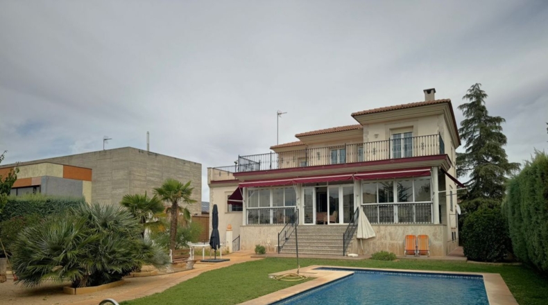 Ciudad Real - Valdepeñas - 464m2