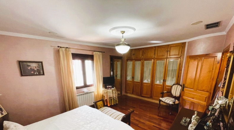 Ciudad Real - Valdepeñas - 596m2