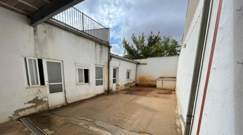 Сьюдад-Реаль - Valdepeñas - 310m2