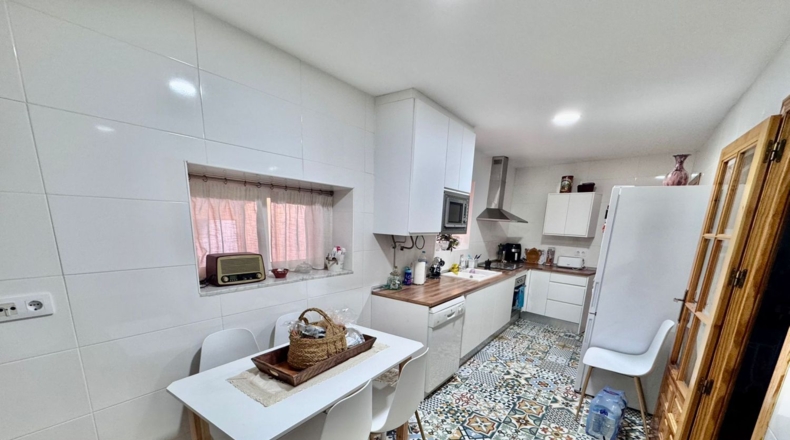 Ciudad Real - Valdepeñas - 350m2
