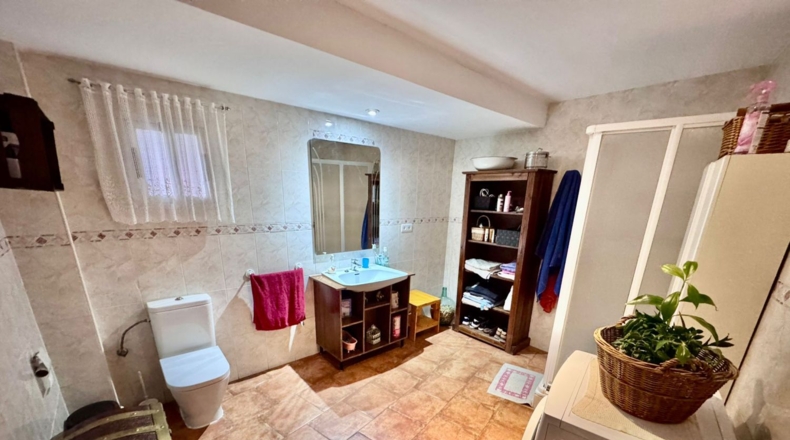 Ciudad Real - Valdepeñas - 350m2