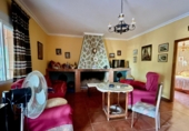 Casa de camp amb terreny en venda a Valdepeñas ref.: TR350923 foto