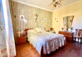 Casa de camp amb terreny en venda a Valdepeñas ref.: TR350923 foto