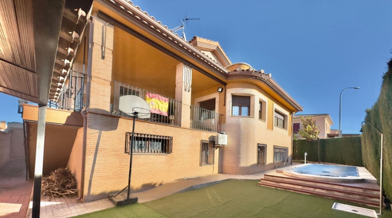 Ciudad Real - Valdepeñas - 502m2