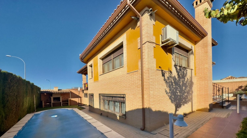 Ciudad Real - Valdepeñas - 502m2