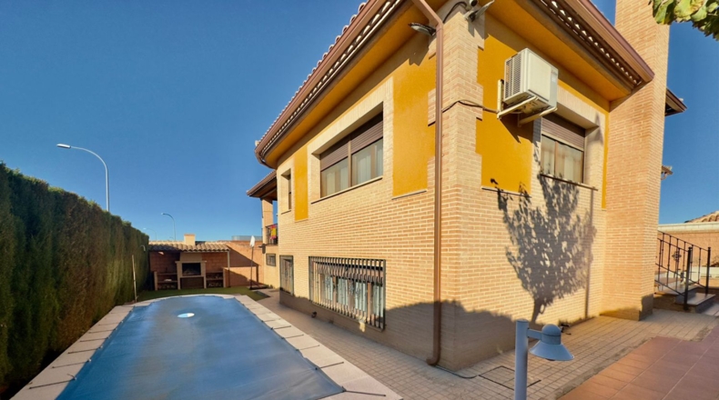 Ciudad Real - Valdepeñas - 502m2