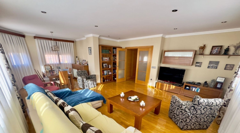 Ciudad Real - Valdepeñas - 502m2