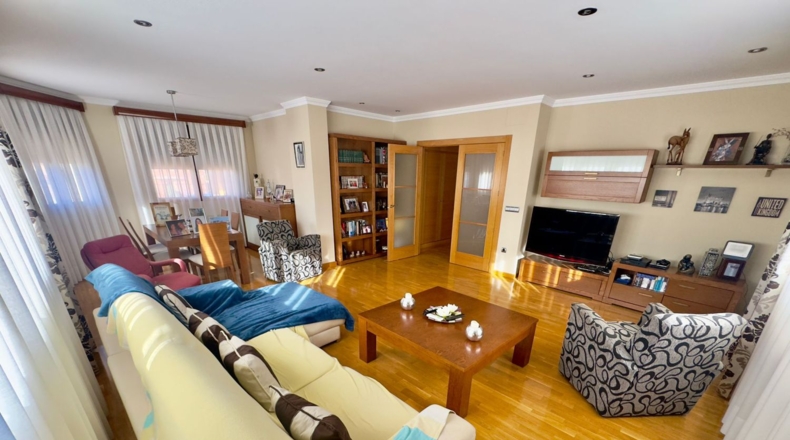 Ciudad Real - Valdepeñas - 502m2