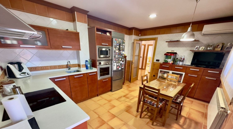 Ciudad Real - Valdepeñas - 502m2