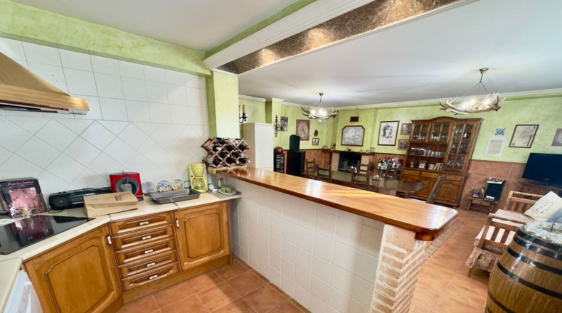 Ciudad Real - Valdepeñas - 502m2