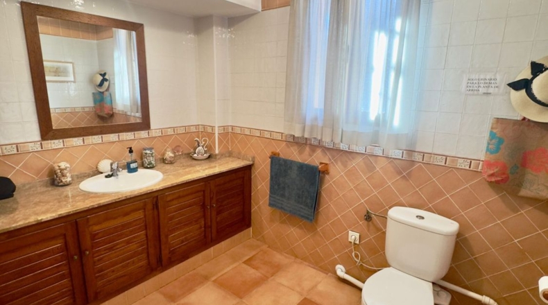 Ciudad Real - Valdepeñas - 502m2