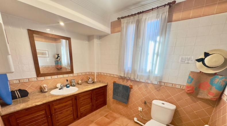 Ciudad Real - Valdepeñas - 502m2