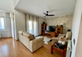 Chalet independiente con terreno en venta en Valdepeñas ref: TR361254 foto