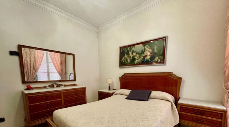 Ciudad Real - Valdepeñas - 680m2