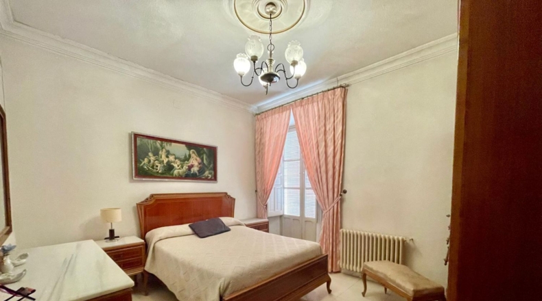 Ciudad Real - Valdepeñas - 680m2