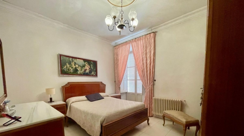 Ciudad Real - Valdepeñas - 680m2