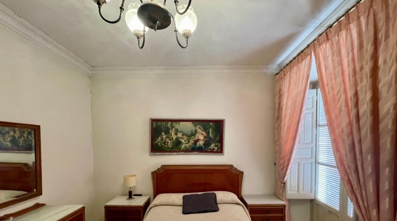 Ciudad Real - Valdepeñas - 680m2