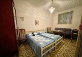 Chalet independiente con terreno en venta en Valdepeñas ref: TR363606 foto