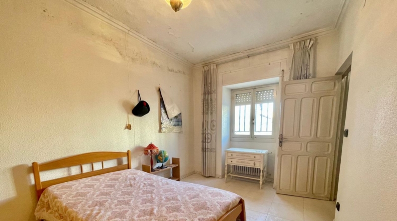 Ciudad Real - Valdepeñas - 680m2