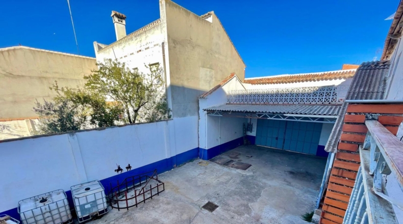 Ciudad Real - Valdepeñas - 680m2