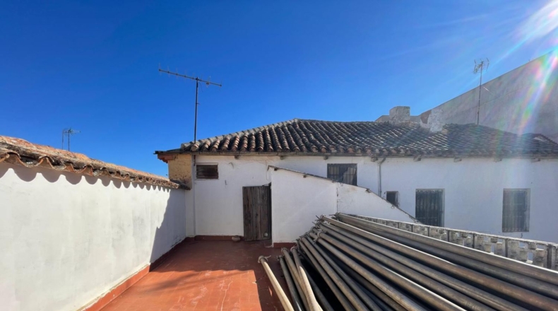Ciudad Real - Valdepeñas - 680m2