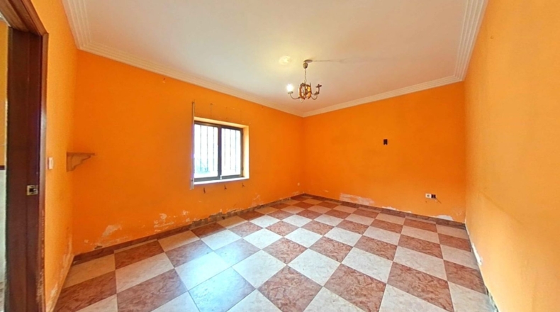 Ciudad Real - Valdepeñas - 198m2