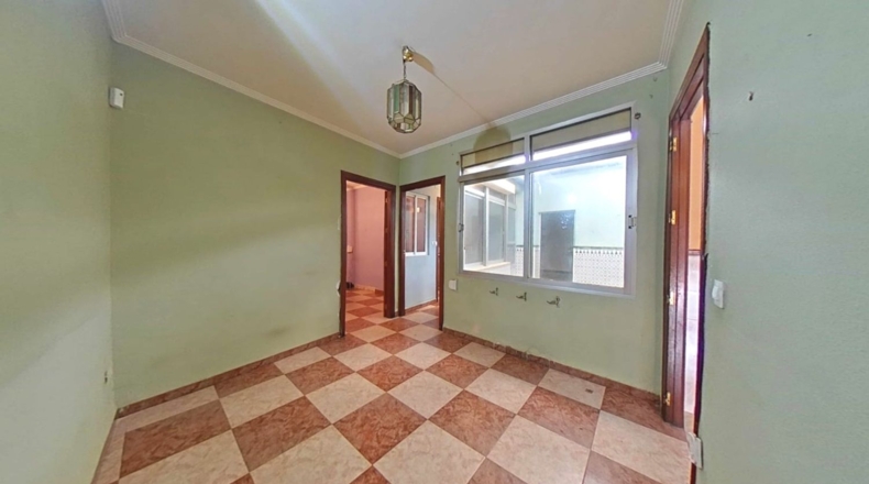 Ciudad Real - Valdepeñas - 198m2