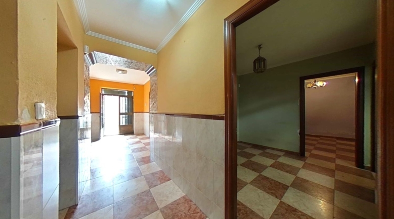 Ciudad Real - Valdepeñas - 198m2