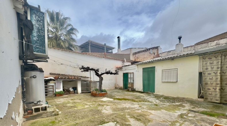 Ciudad Real - Valdepeñas - 251m2