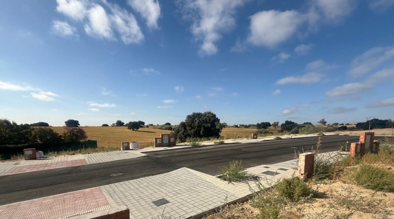 Мадрид - Sevilla la Nueva - 251m2