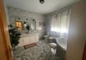 Chalet independiente con terreno en venta en la España, Mora, ref: TR252306 foto