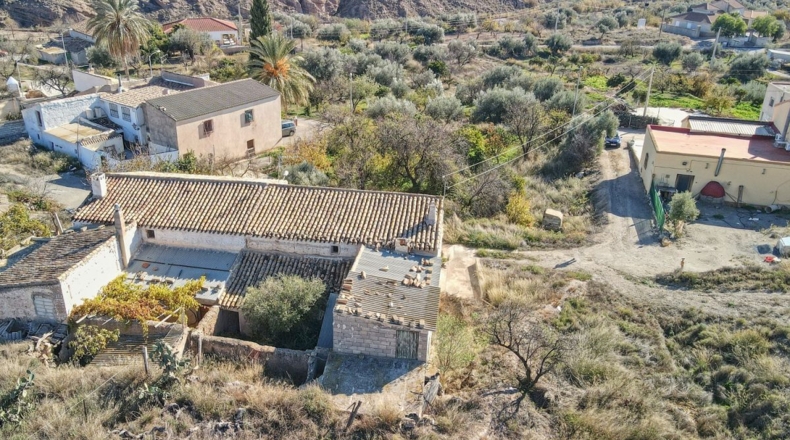 Almería - Albox - 1800m2
