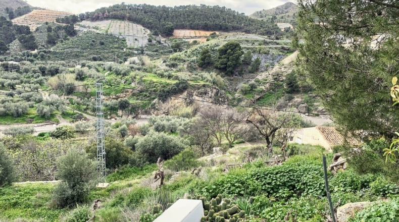 Almería - Oria - 1500m2