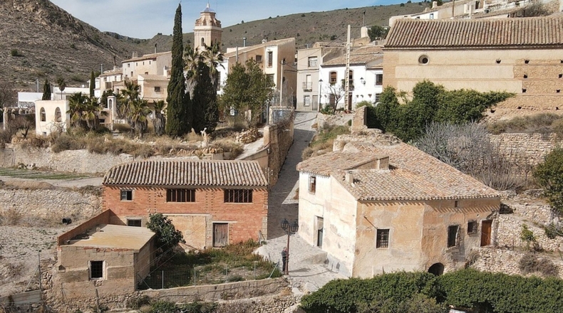 Almería - Oria - 1500m2