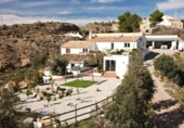 Masia amb terreny en venda a Oria ref.: TR367044 foto