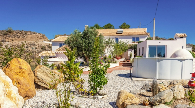 Almería - Oria - 8000m2