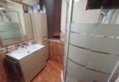 Дом с участком на продажу в городе Хаэн. Фото