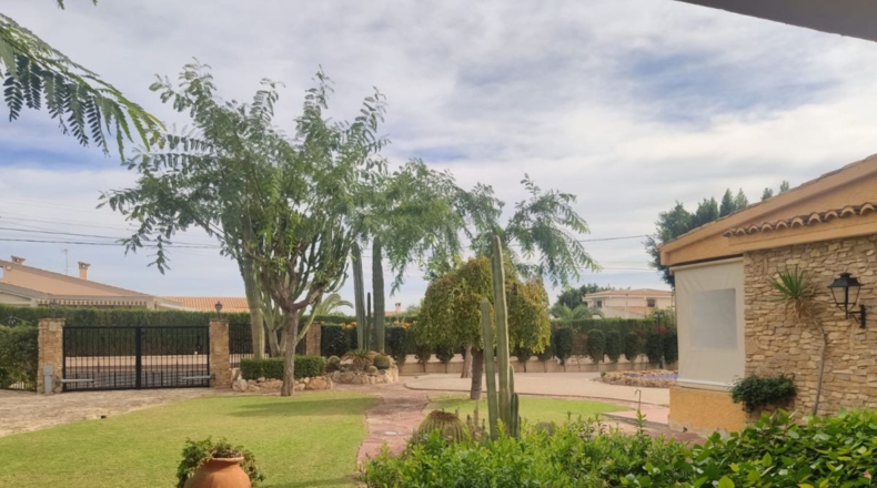 Alicante - Matola - P2 - 5500m2