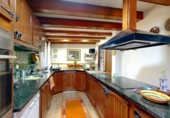 Chalet independiente con terreno en venta en Elche ref: TR348596 foto